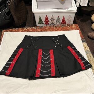 Social Collision Black and Red Skirt with Chain Details